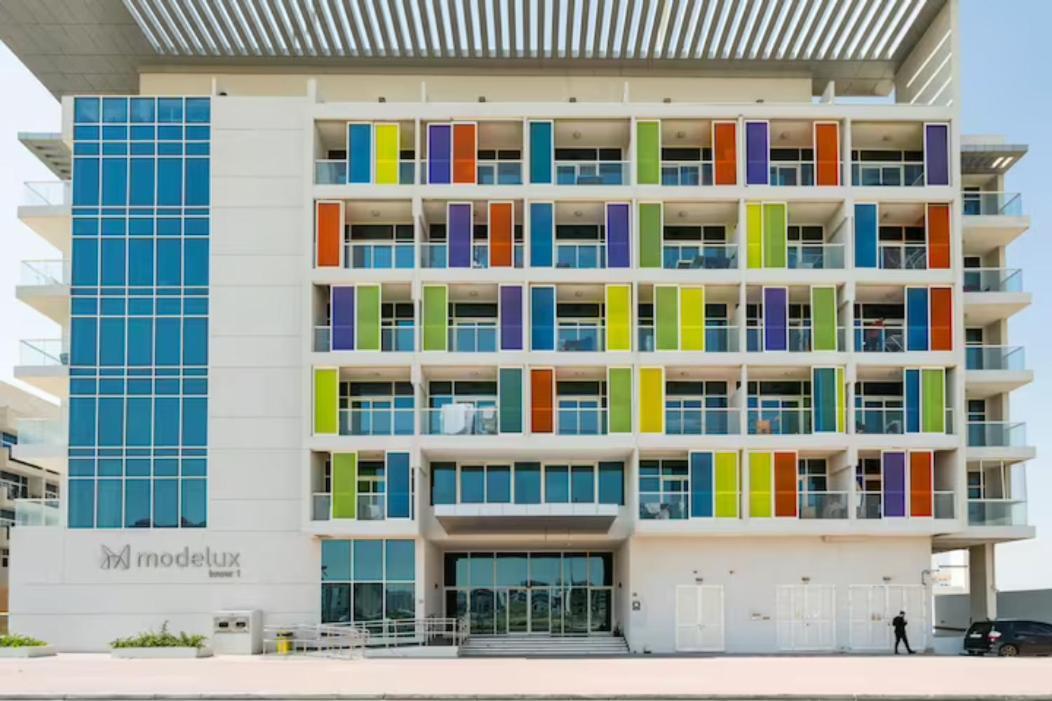 Modelux Tower 1 Apartment Dubai Exterior photo